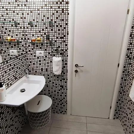 Nautilus Premium * Sarandë
