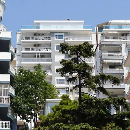 Nautilus Premium Sarandë